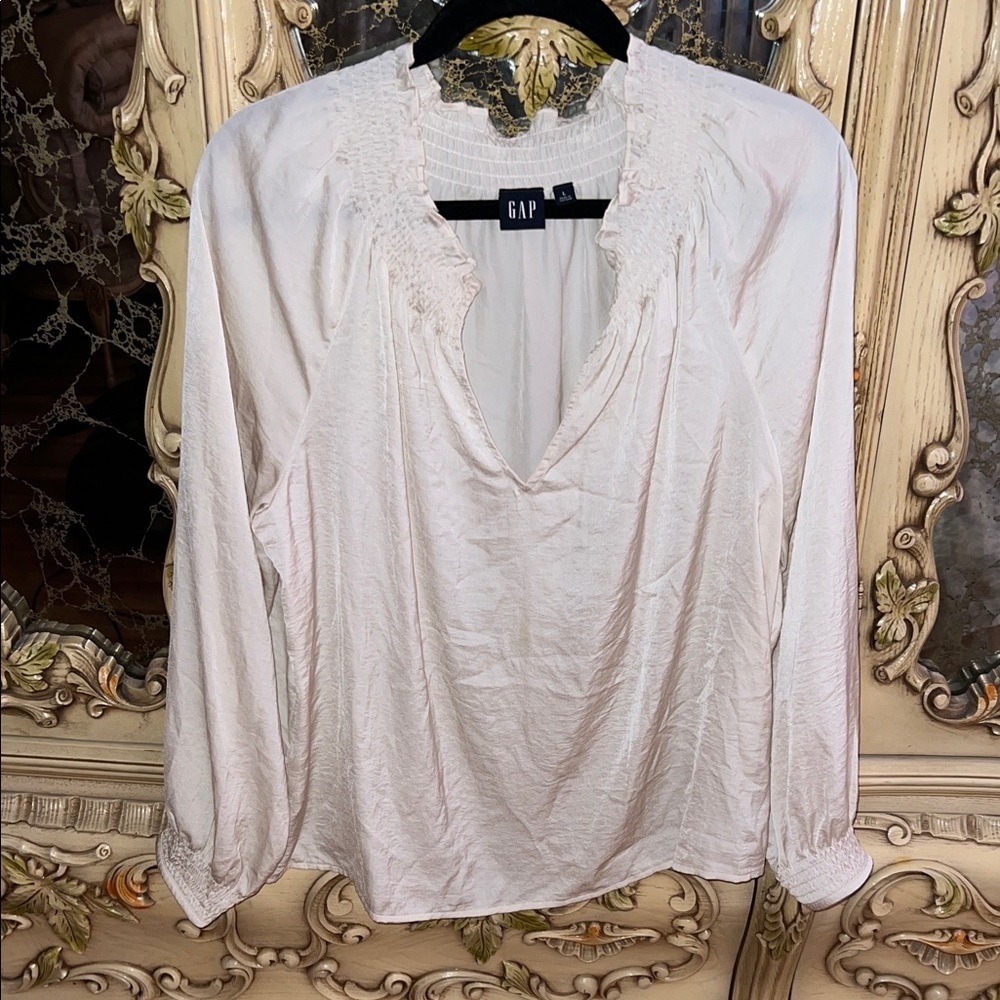GAP Women's Elegant Cream Blouse